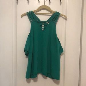 ENTRO - Green Cold Shoulder Top